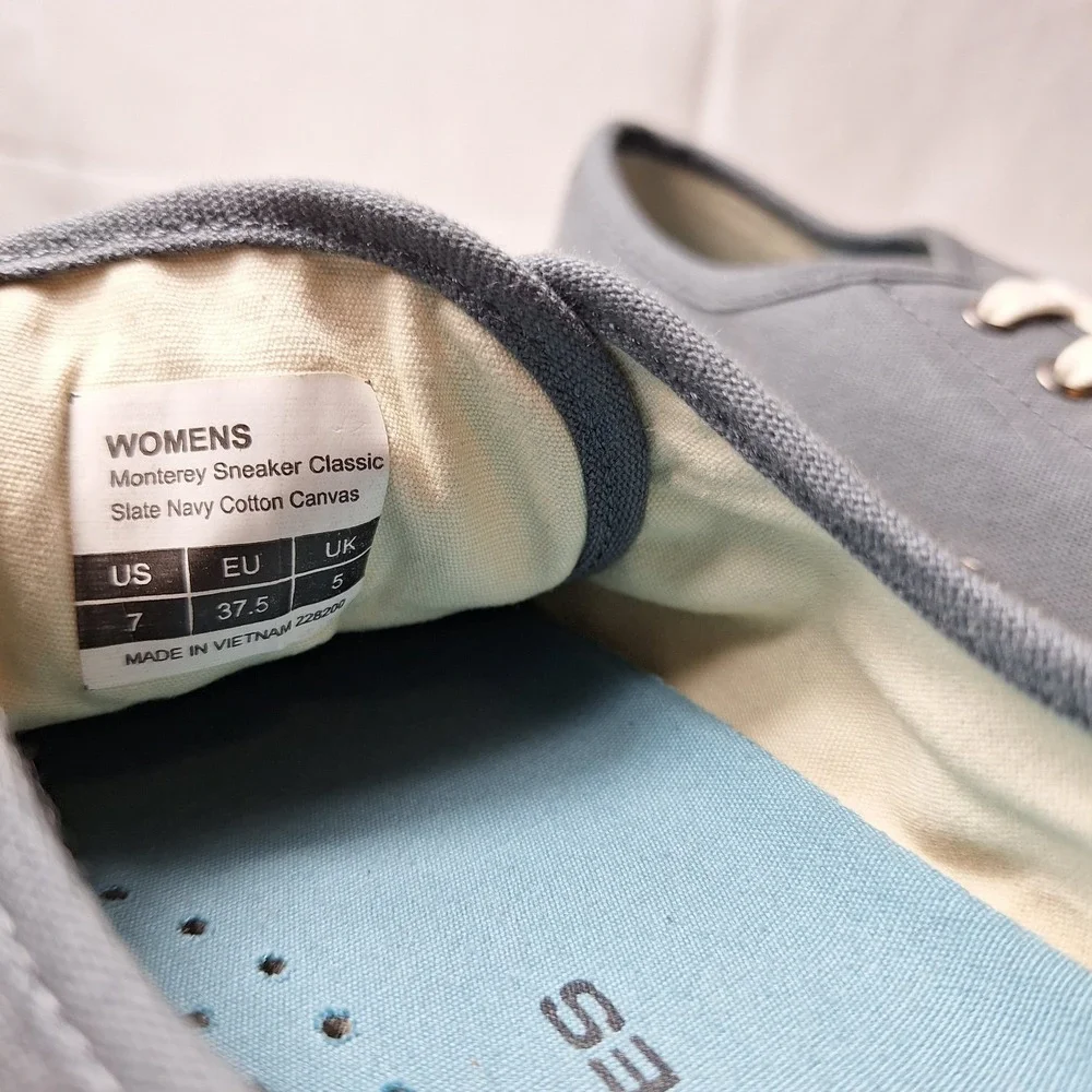 SEAVEES Monterey Sneakers Womens Sz 7 Slate Blue Canvas White Rubber Toe Cap NEW